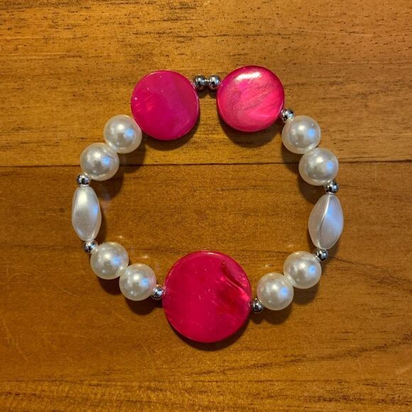 Handmade beaded stretch bracelet set pink white - Picture 3 of 3